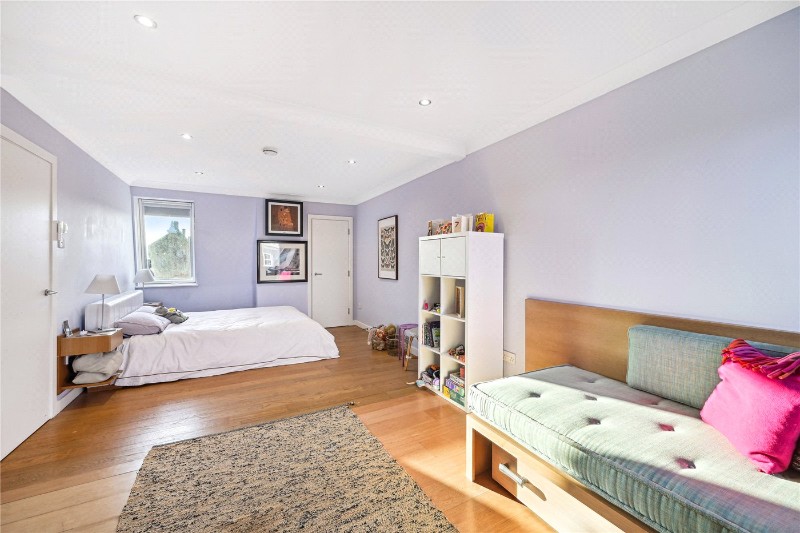 Chiddingstone Street, London, SW6