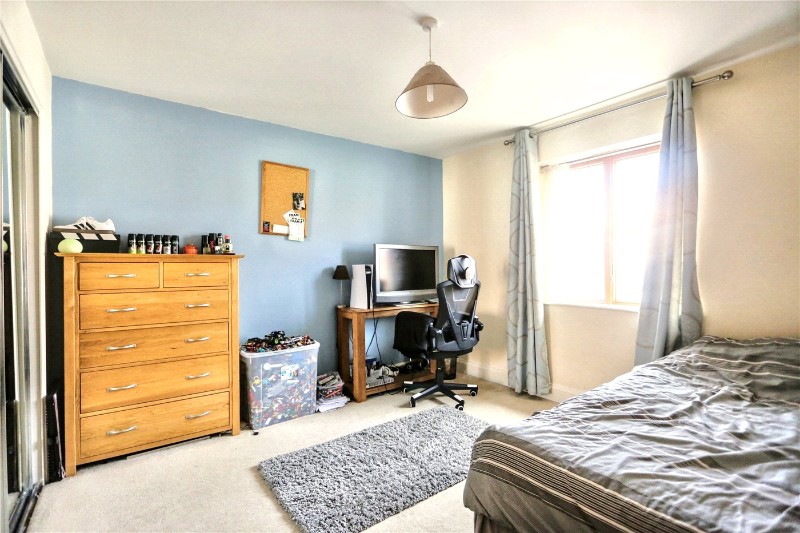Hamilton Court, Trafalgar Square, Poringland, Norwich, NR14