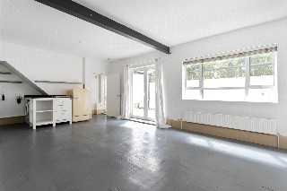Bradbury Mews, London, N16