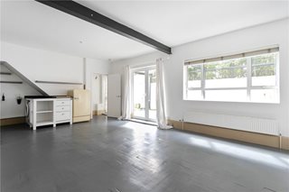 Bradbury Mews, London, N16