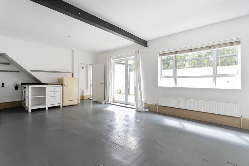 Bradbury Mews, London, N16