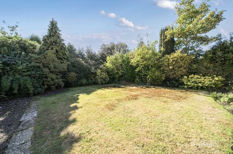 Lambourne Drive, Bagshot, Surrey, GU19