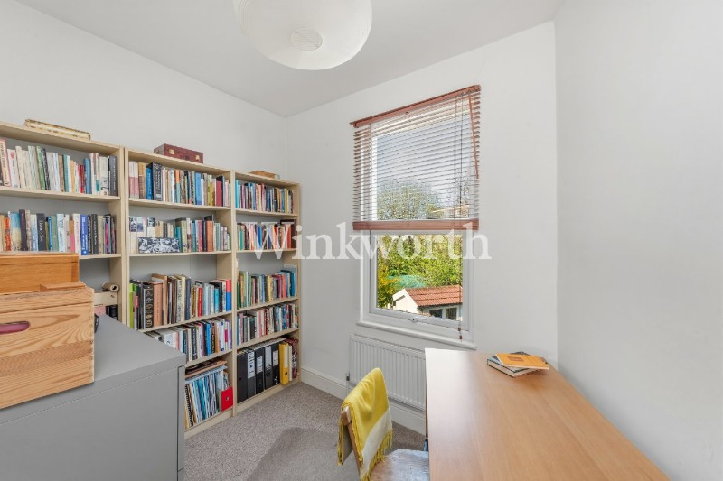 Woodside Gardens, London, N17