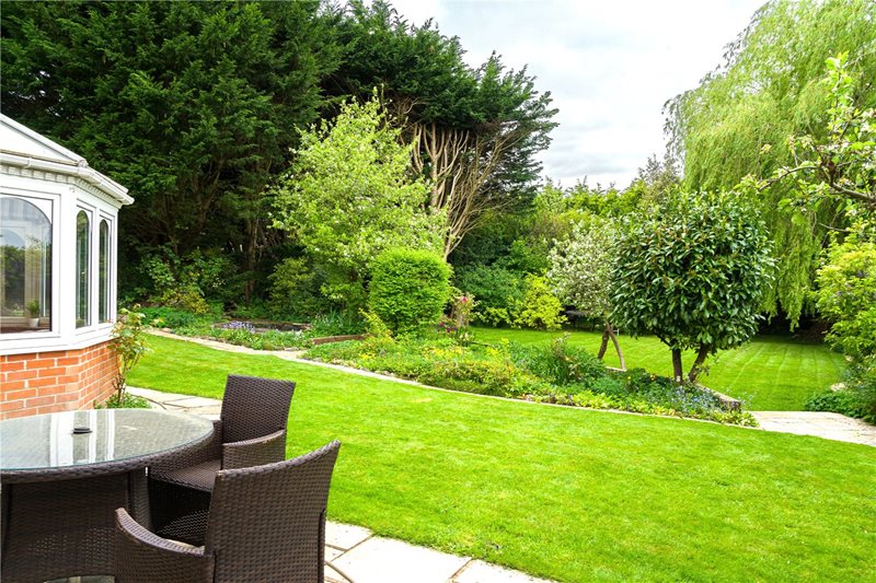 Bishops Green, Newbury, Berkshire, RG20