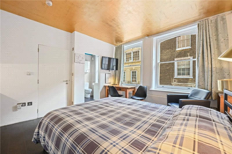 New Row, London, WC2N