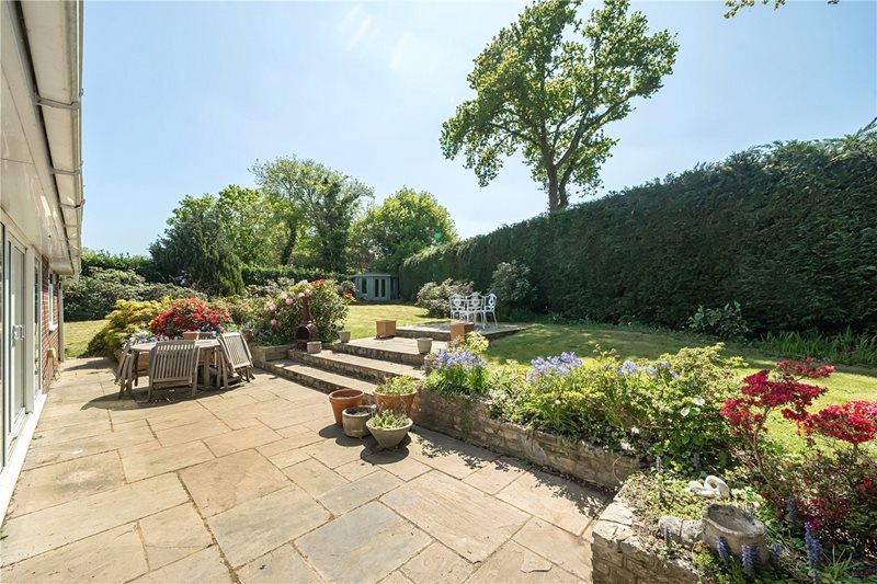 The Meadows, Churt, Farnham, Surrey, GU10