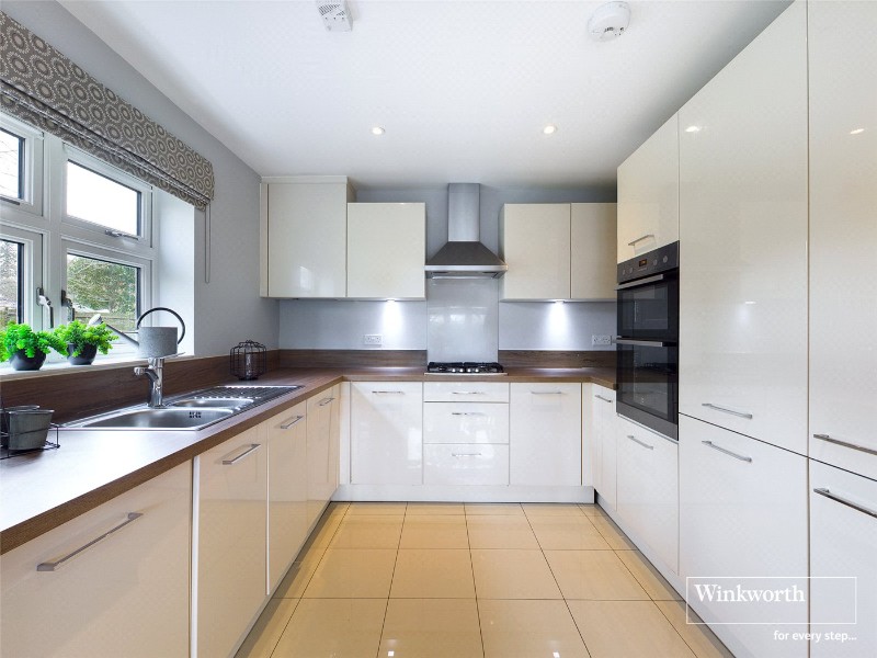 Freshers Grove, Earley, Reading, RG6