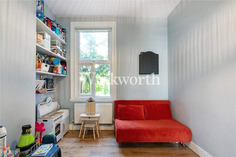 Sydney Road, London, N8