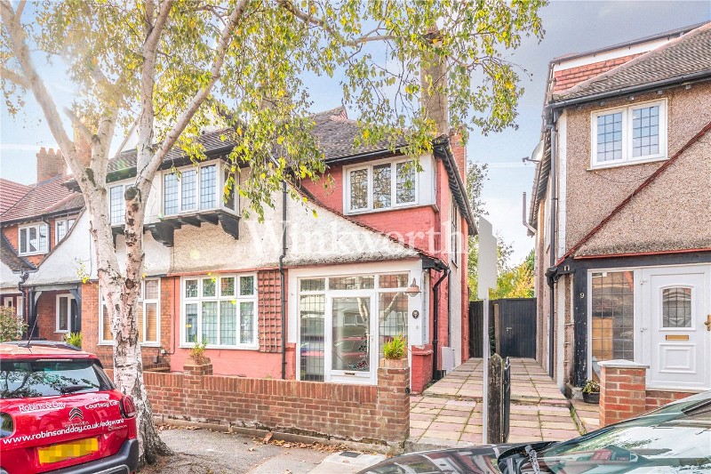 Temple Gardens, London, NW11
