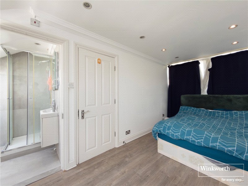 Johns Avenue, Hendon, London, NW4