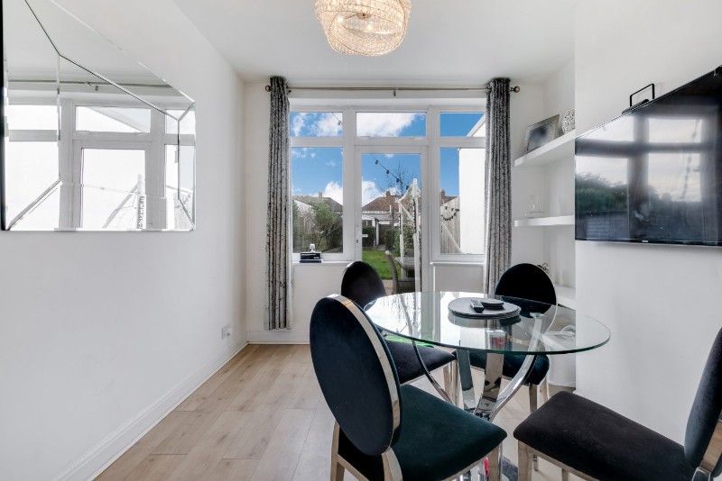 Aviemore Way, Beckenham, BR3