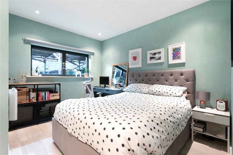 Drayton Park, London, N5