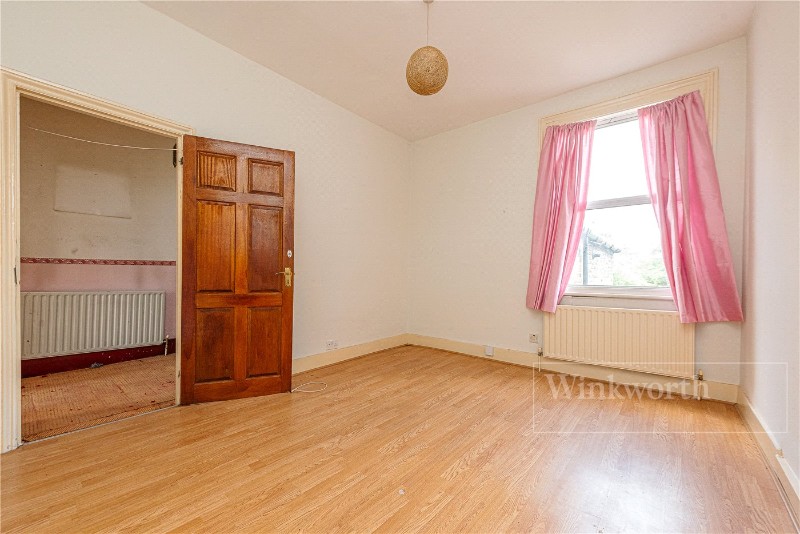 Minet Gardens, London, NW10