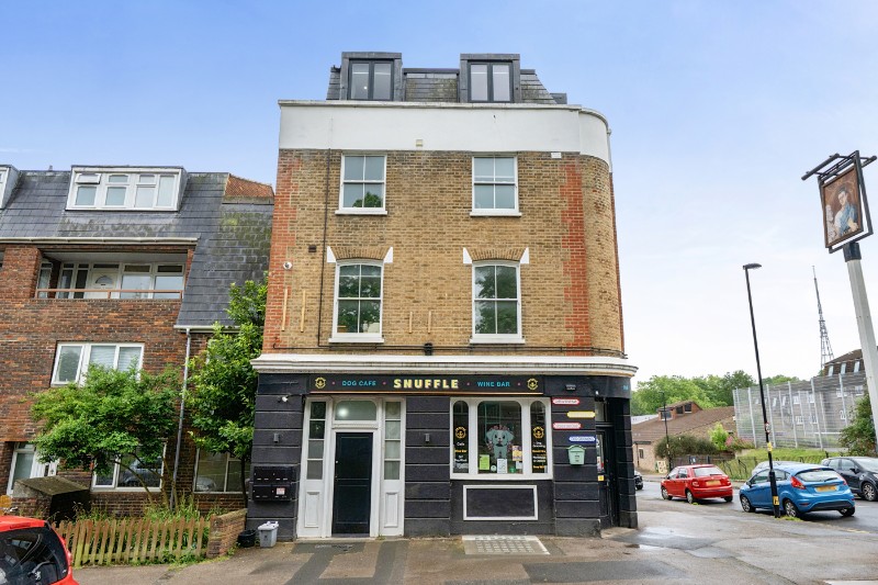 Wells Park Road, London, SE26