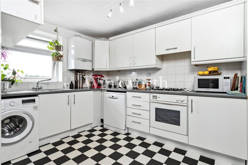 Pellipar Close, London, N13