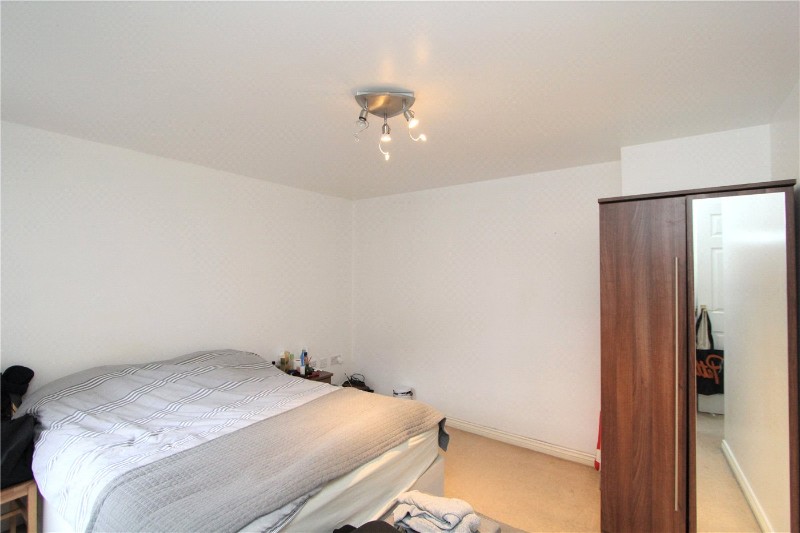 Boddington Gardens, Acton, London, UK, W3