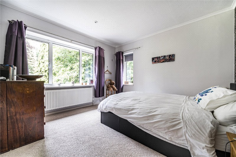 Tilford Road, Farnham, Surrey, GU9