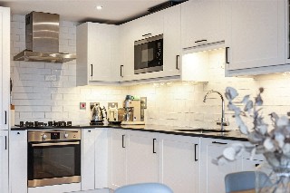 Stane Grove, London, SW9