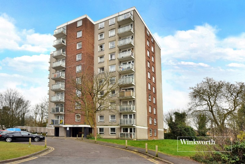 Basinghall Gardens, Sutton, SM2