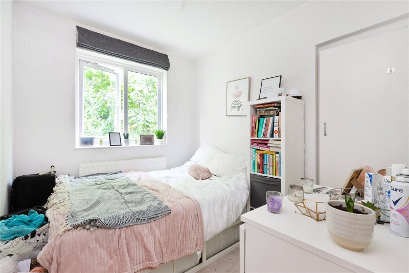 Hayward Gardens, London, SW15