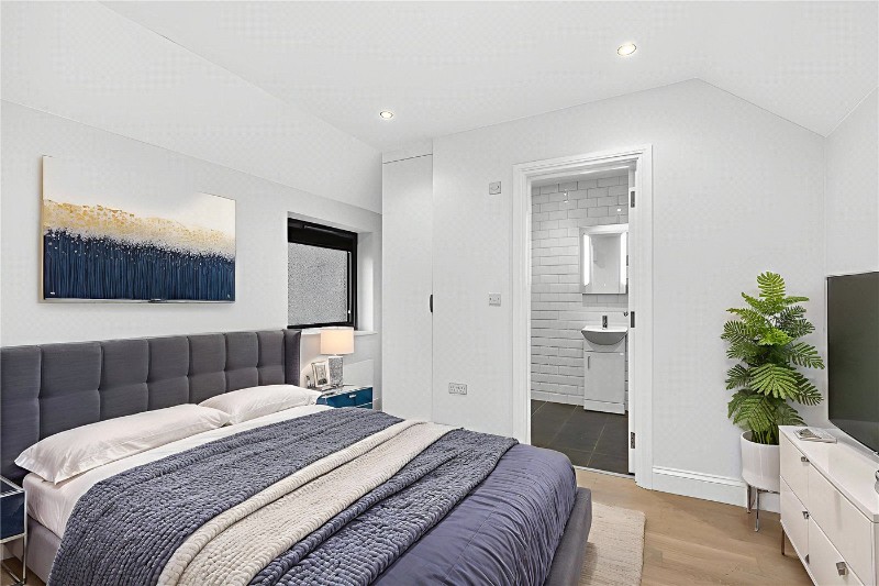 Queens Road, Weybridge, Surrey, KT13