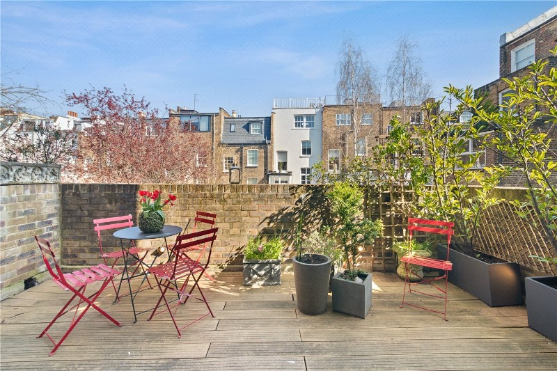 Powis Square, London, W11