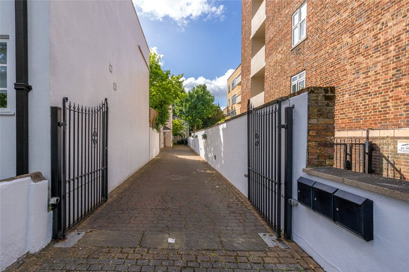 Abercorn Walk, London, NW8