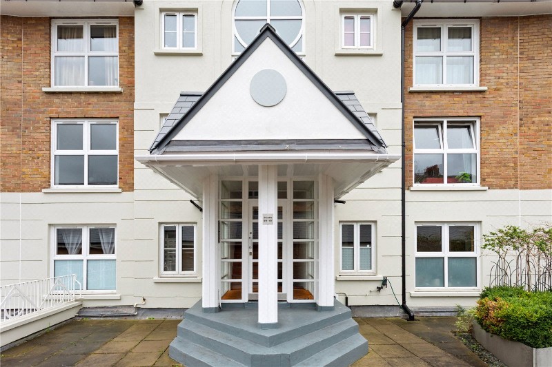 London Terrace, Hackney Road, London, E2