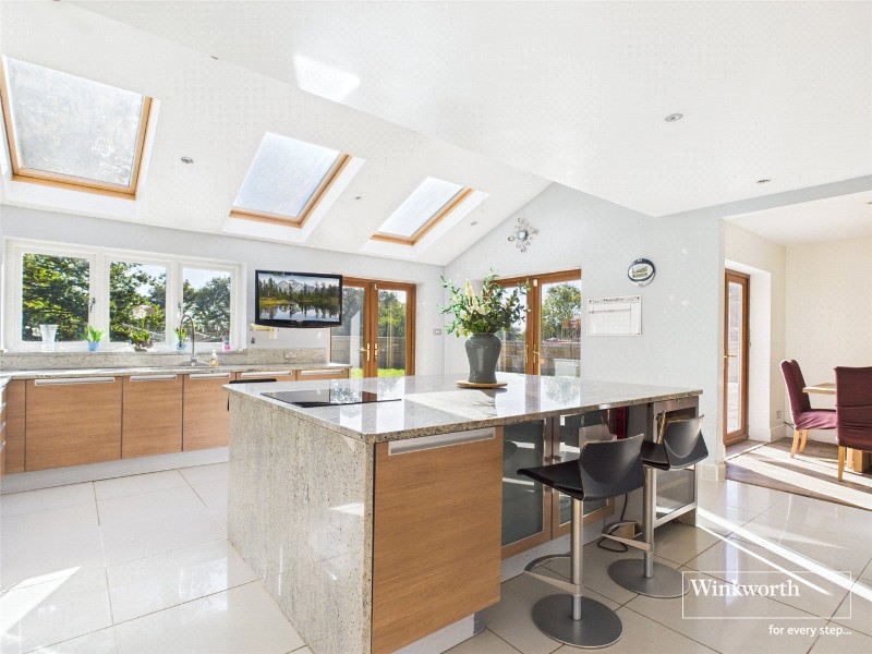 St. Annes Drive, Wokingham, Berkshire, RG40