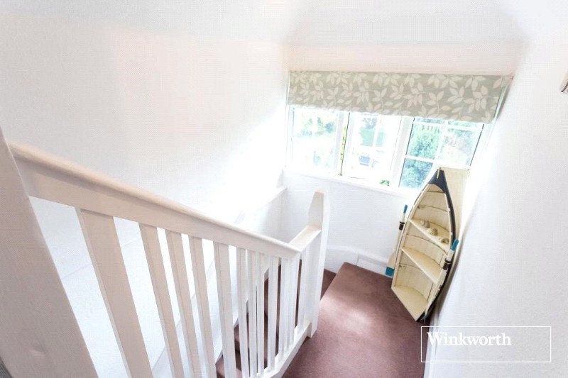 Woodstock Road, London, NW11