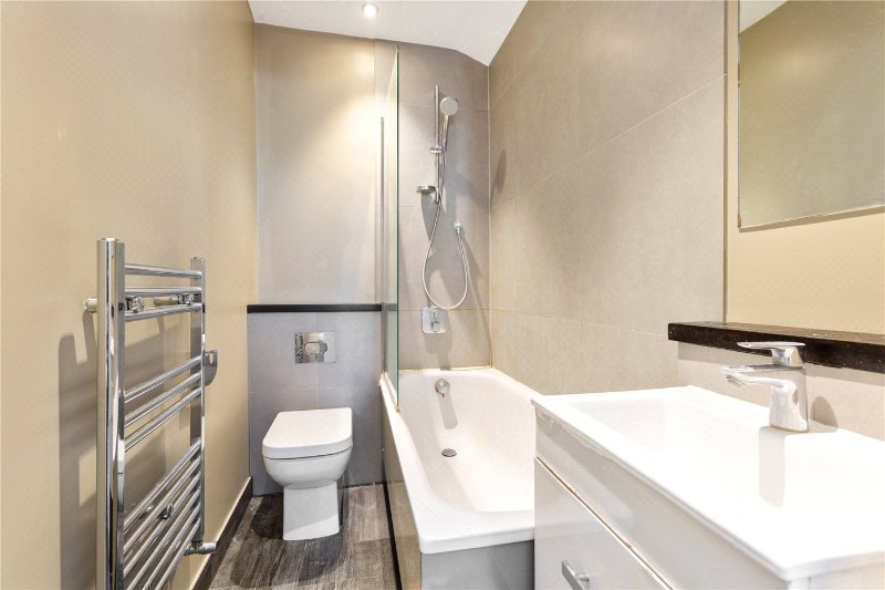 Dunlace Road, London, E5