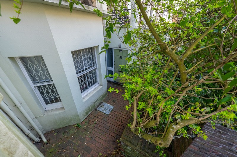 Sutherland Avenue, London, W9