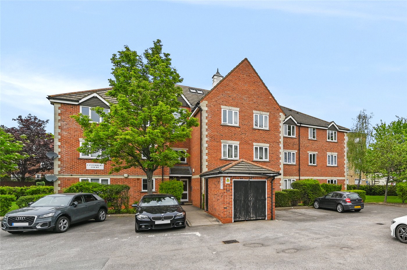 Bromyard Avenue, London, W3