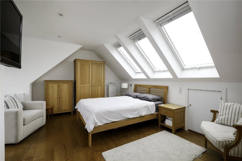Hazelwood Close, London, W5