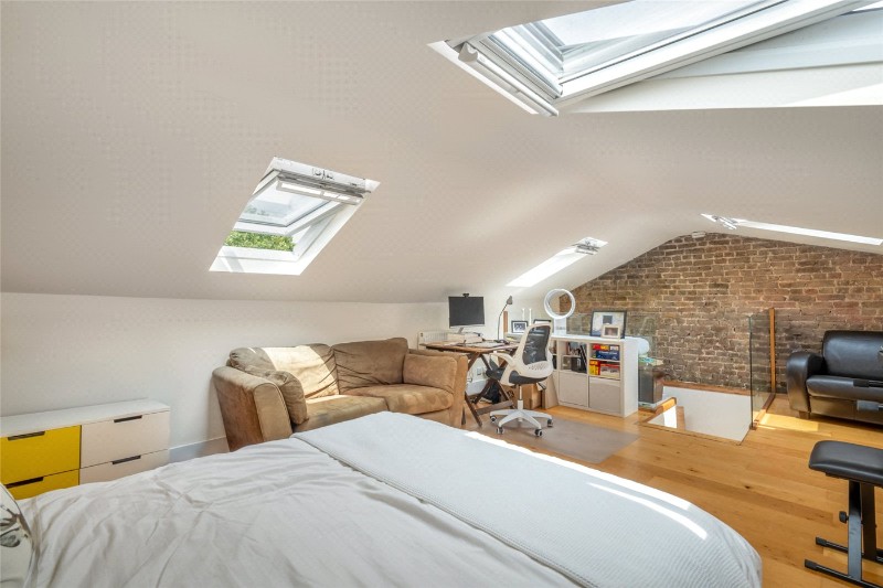 Sutherland Avenue, London, W9