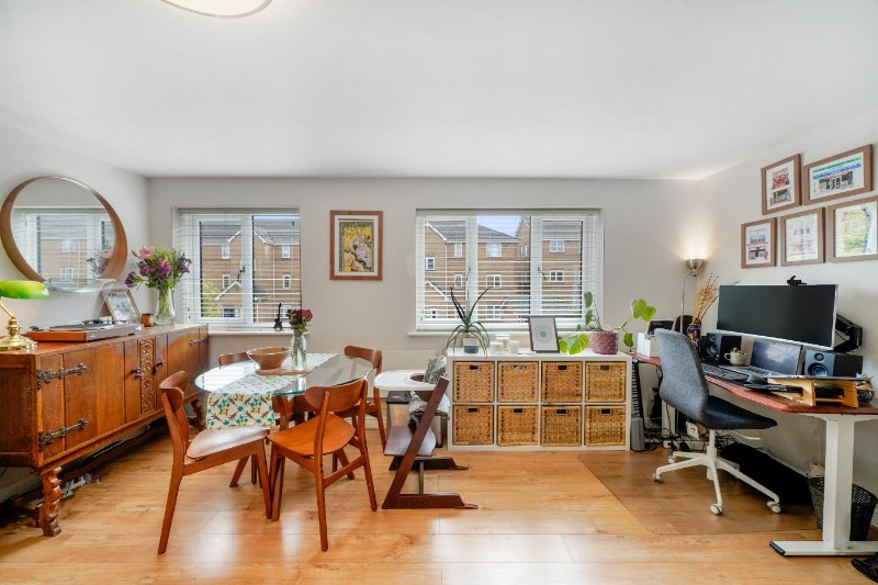 Windmill Drive, London, NW2