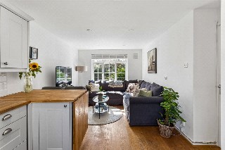 Ashdown Way, London, SW17
