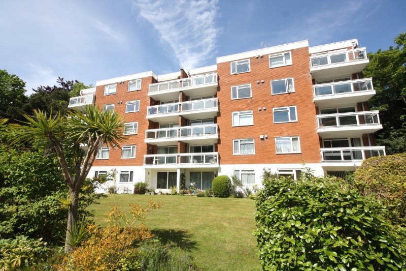 Farleigh, 32A Branksome Wood Road, Bournemouth, Dorset, BH4