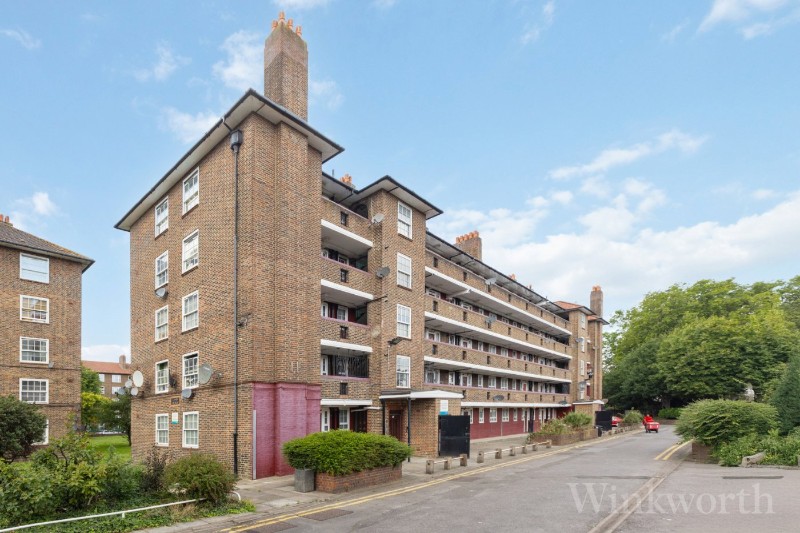 Green Hundred Road, London, SE15