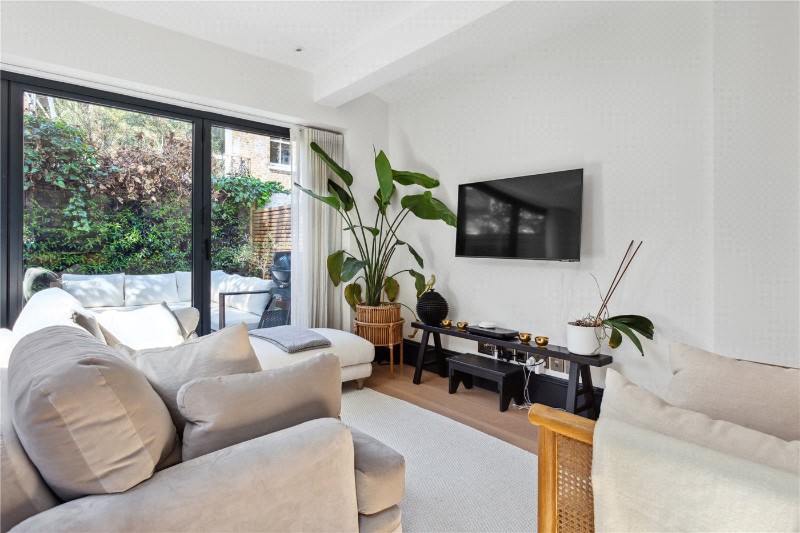 Lysias Road, London, SW12