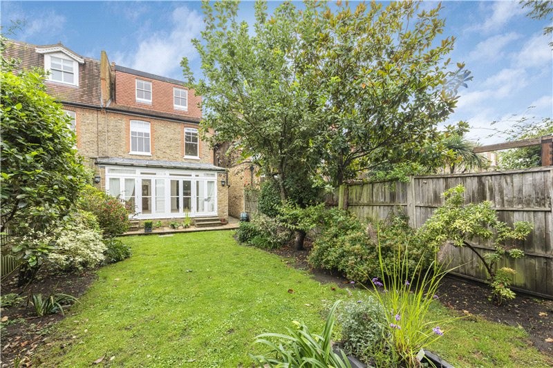 Melville Road, Barnes, London, SW13