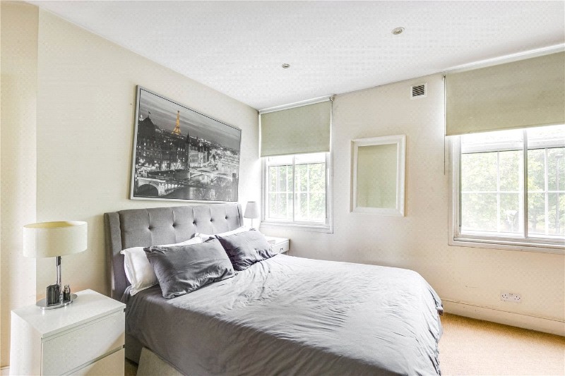New Kings Road, Fulham, London, SW6