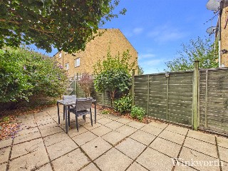 North Road, South Ealing, London, W5