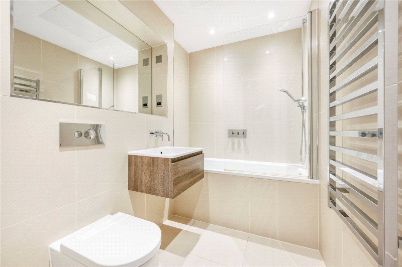 Kew Bridge Road, Brentford, TW8