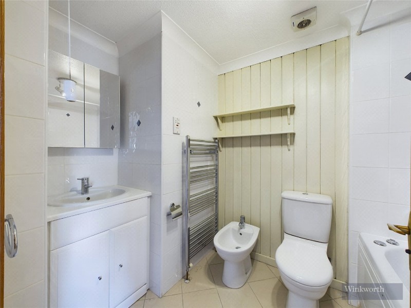 Ditton Reach, Thames Ditton, Surrey, KT7