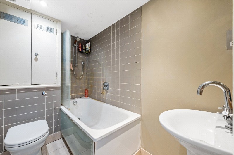 Geldeston Road, London, E5
