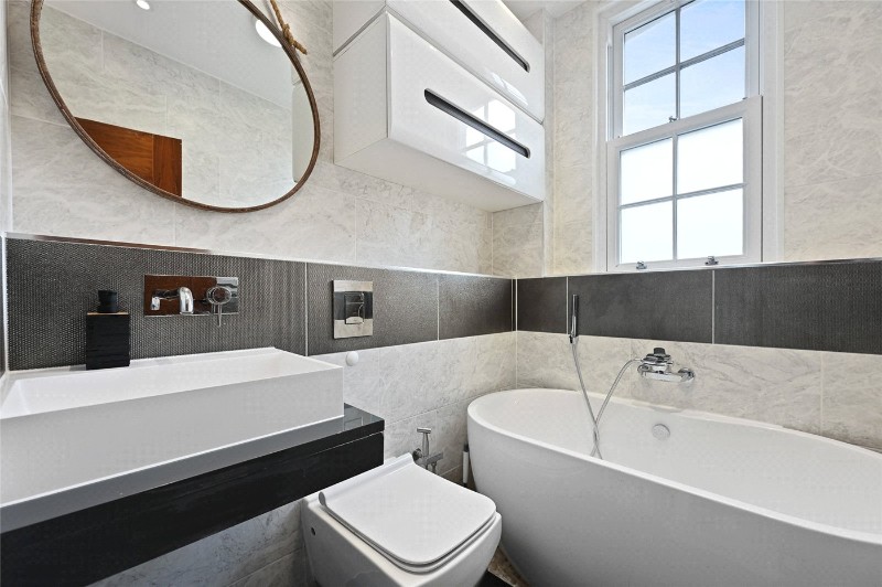 Thorpebank Road, London, W12