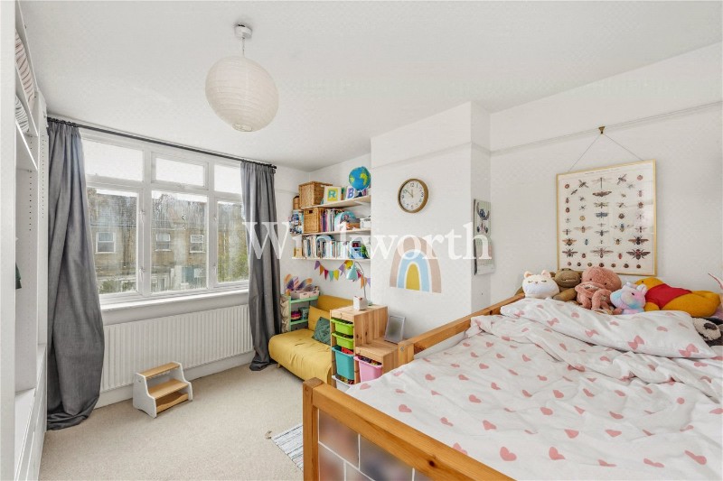 Rosebery Avenue, London, N17