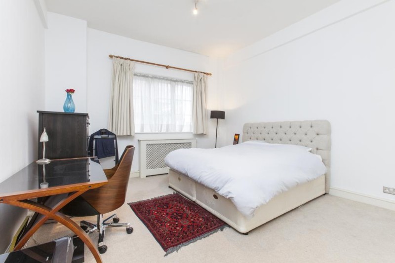 Breezers Court, 20 The Highway, London, E1W