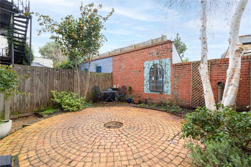 Wandsworth Bridge Road, London, SW6